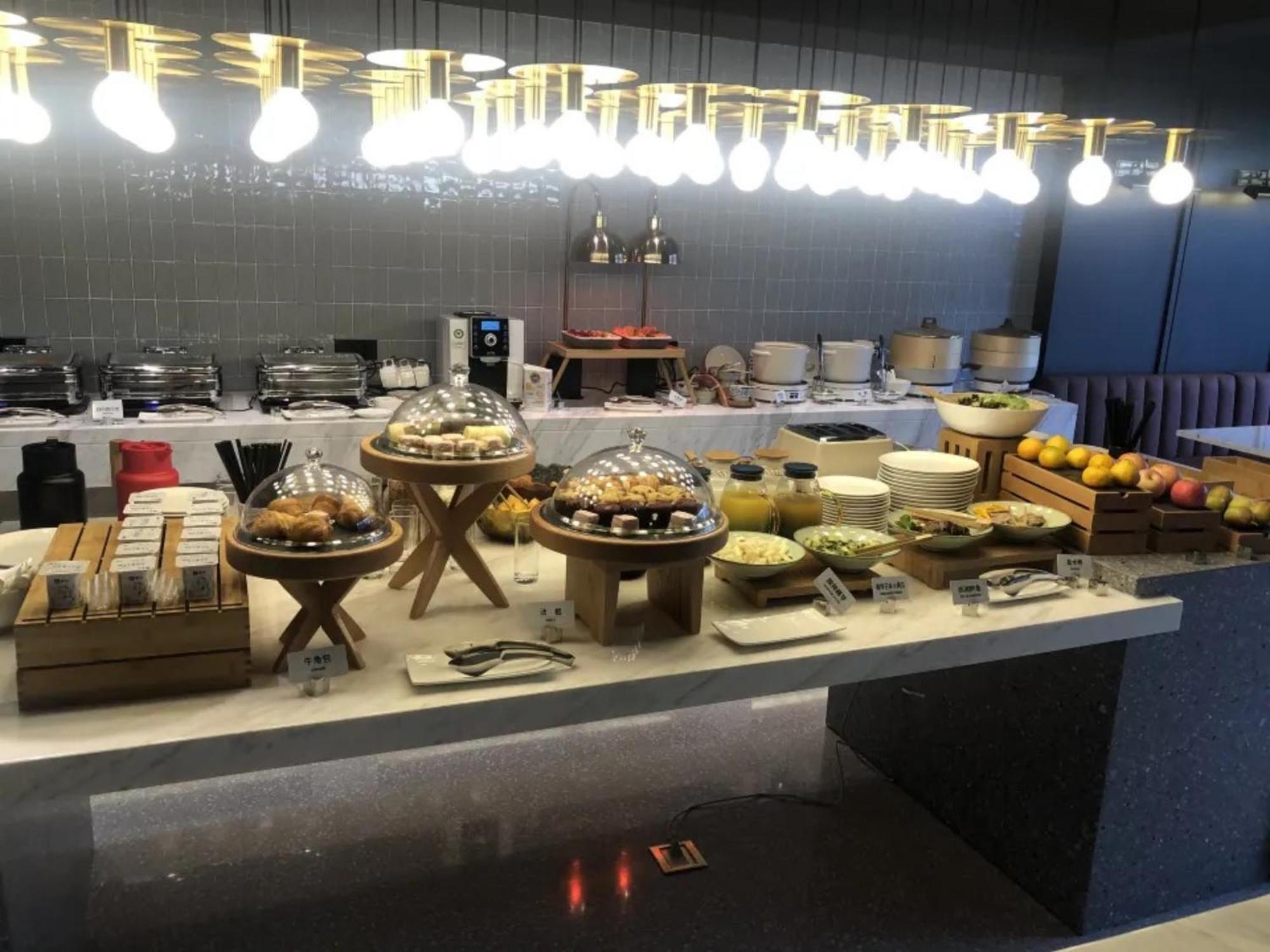 Atour Hotel Shanghai Caohejing Экстерьер фото