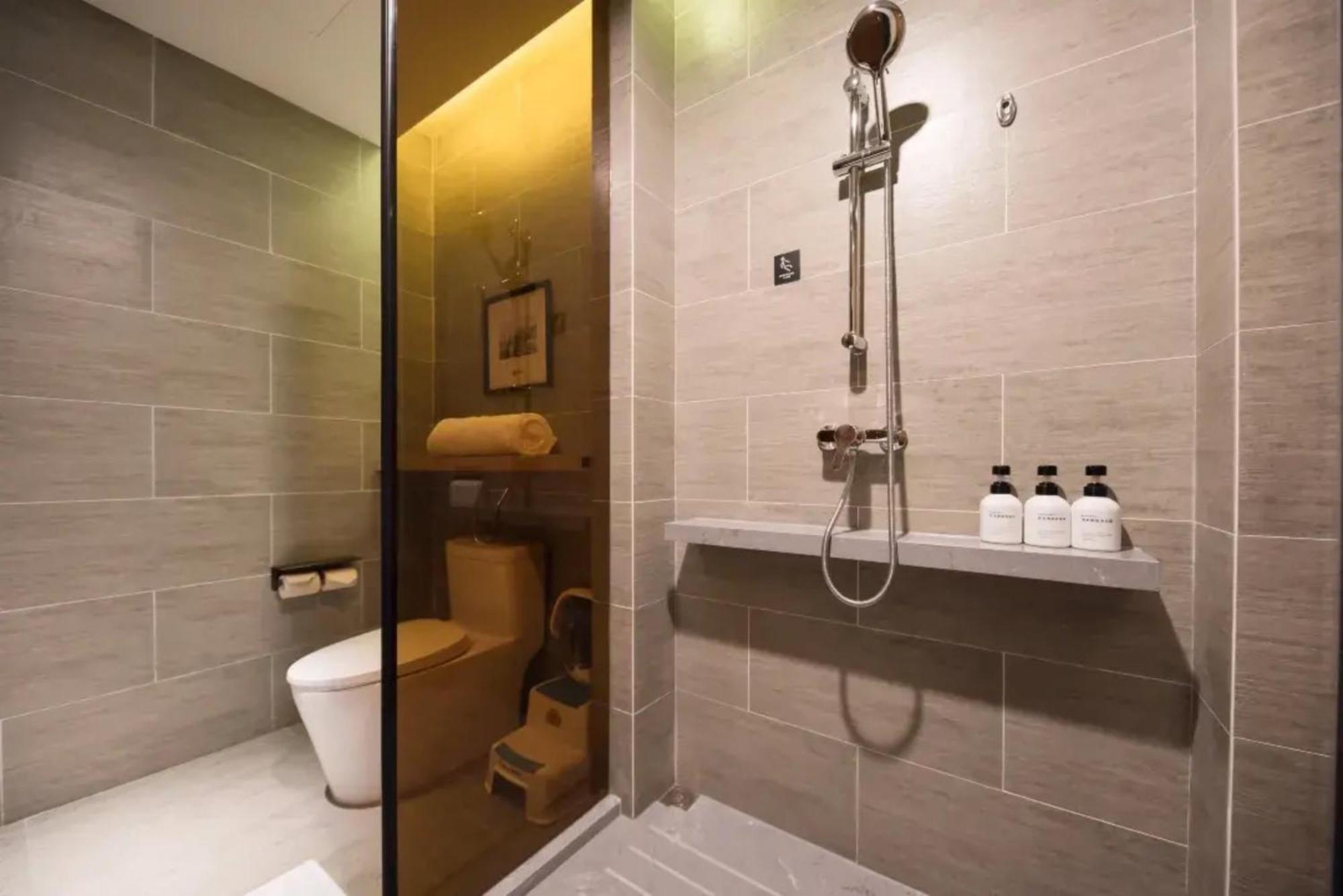 Atour Hotel Shanghai Caohejing Экстерьер фото